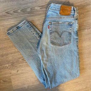 Levi’s The Wedgie Jean